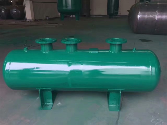 1679991473376569.jpeg 张北张北张北蒸汽分气缸1.jpeg
